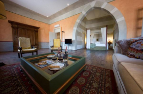Palazzo Castiglioni luxury suite and rooms
